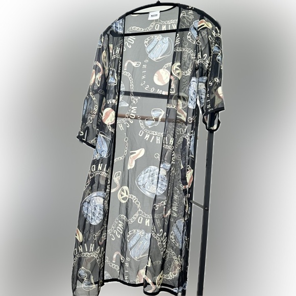 Moschino Graphic-Print Silk Shirt - Picture 8 of 10